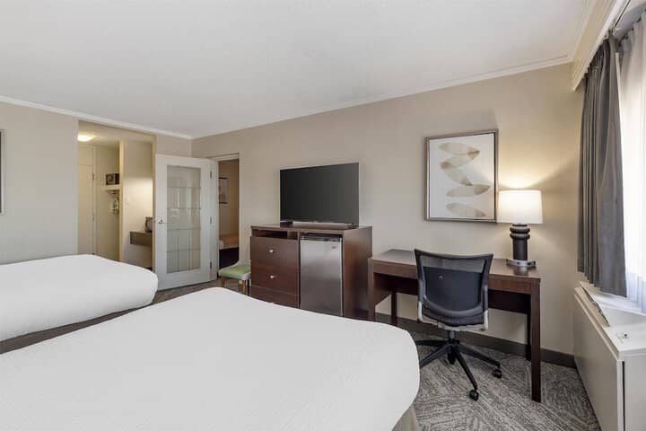 Room 42 of 69