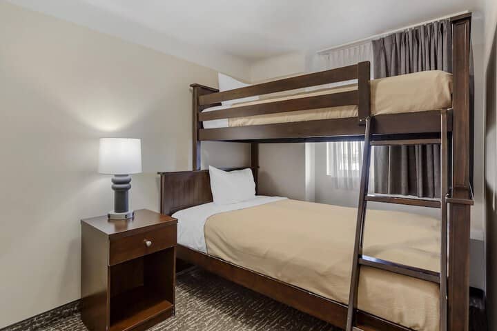 Room 45 of 69