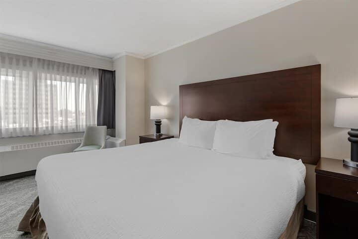 Room 40 of 69